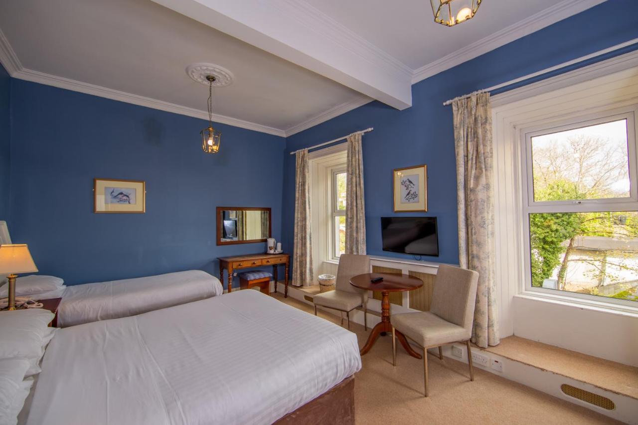 Foyles Hotel Клифдън Екстериор снимка